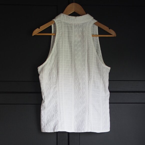 Camaieu | NWT Sleeveless Eyelet Shirt - Picture 4 of 4
